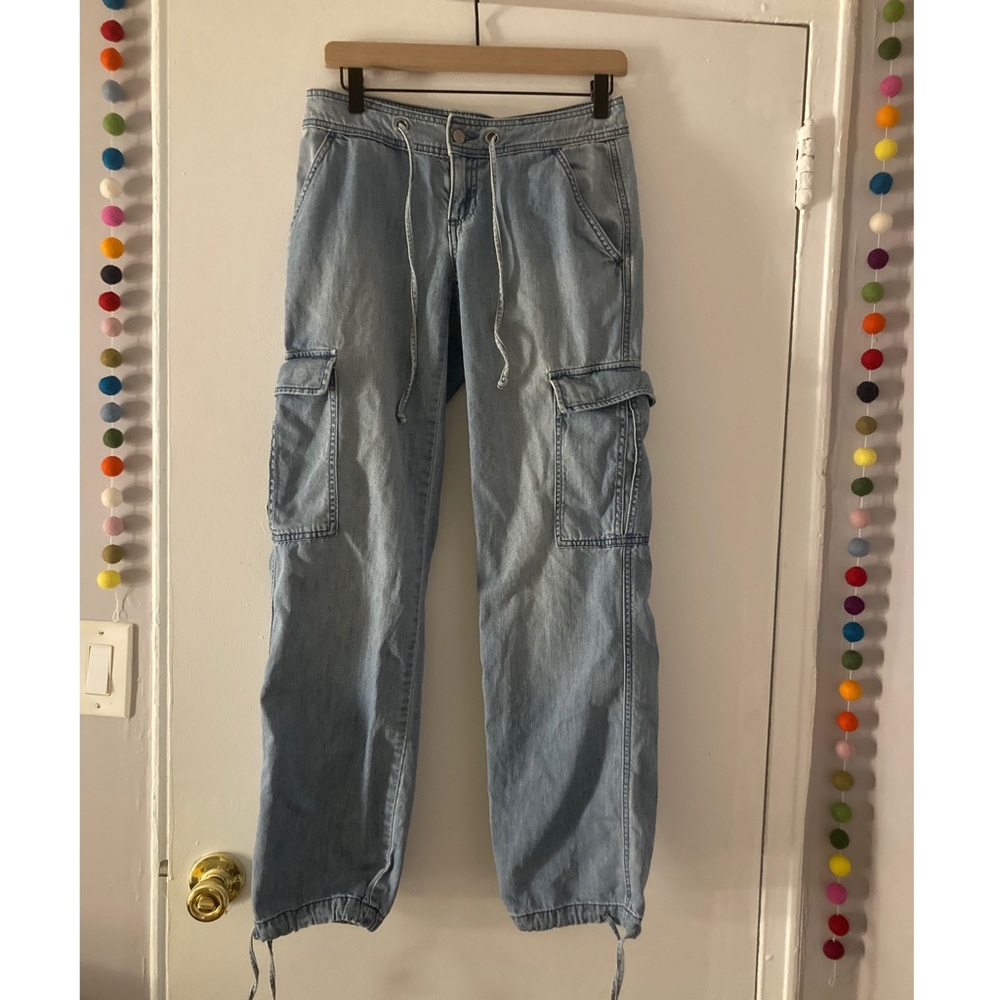 Low rise light weight cargo pants